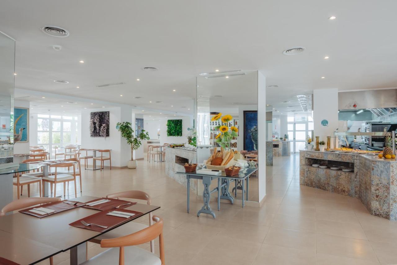 Aparthotel Ses Fotges 플라야 데 뮤로 외부 사진