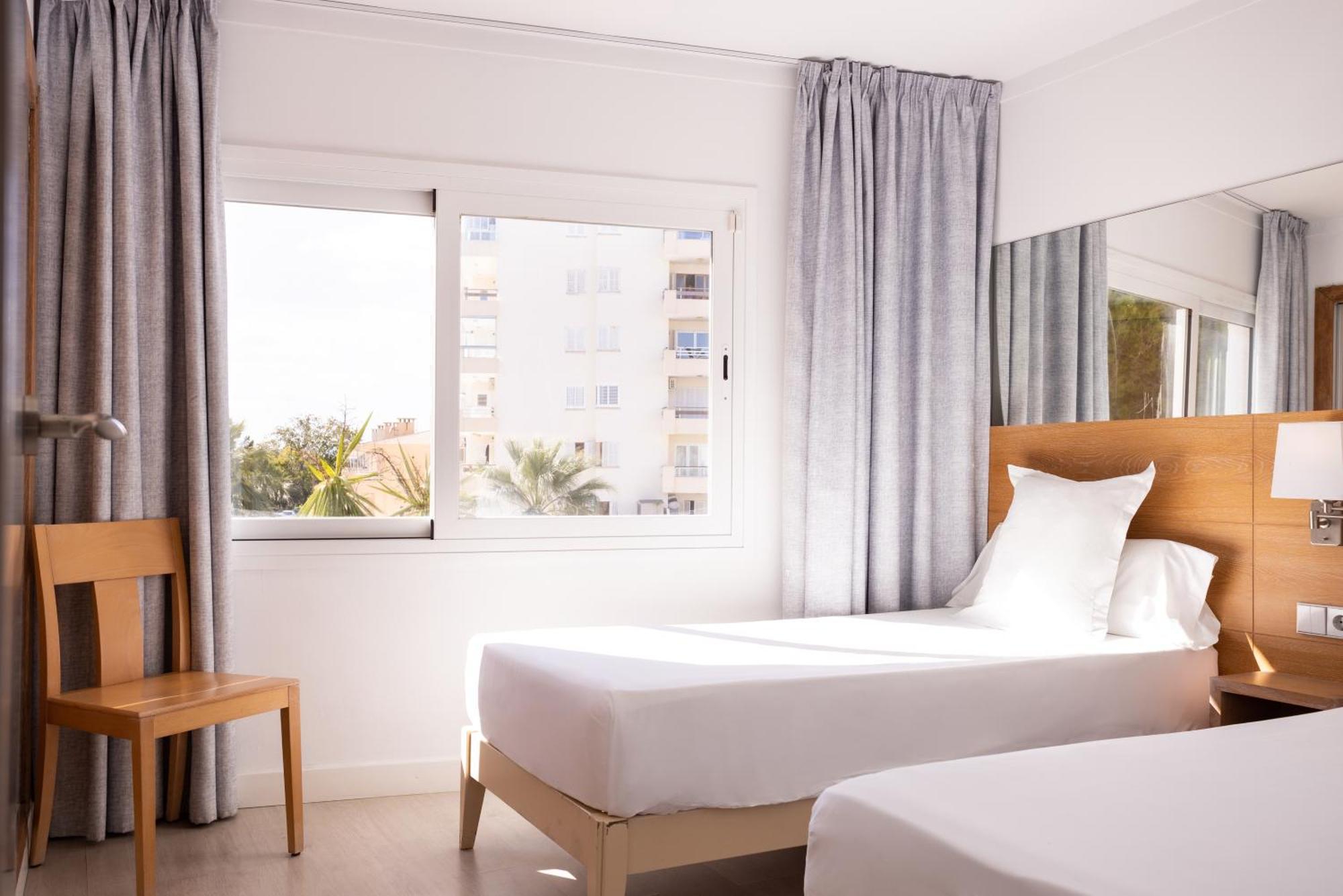 Aparthotel Ses Fotges 플라야 데 뮤로 외부 사진